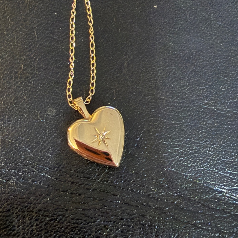 Gold Heart Pendant Necklace